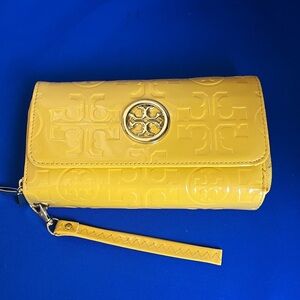 tory burch yellow wallet/wristlet